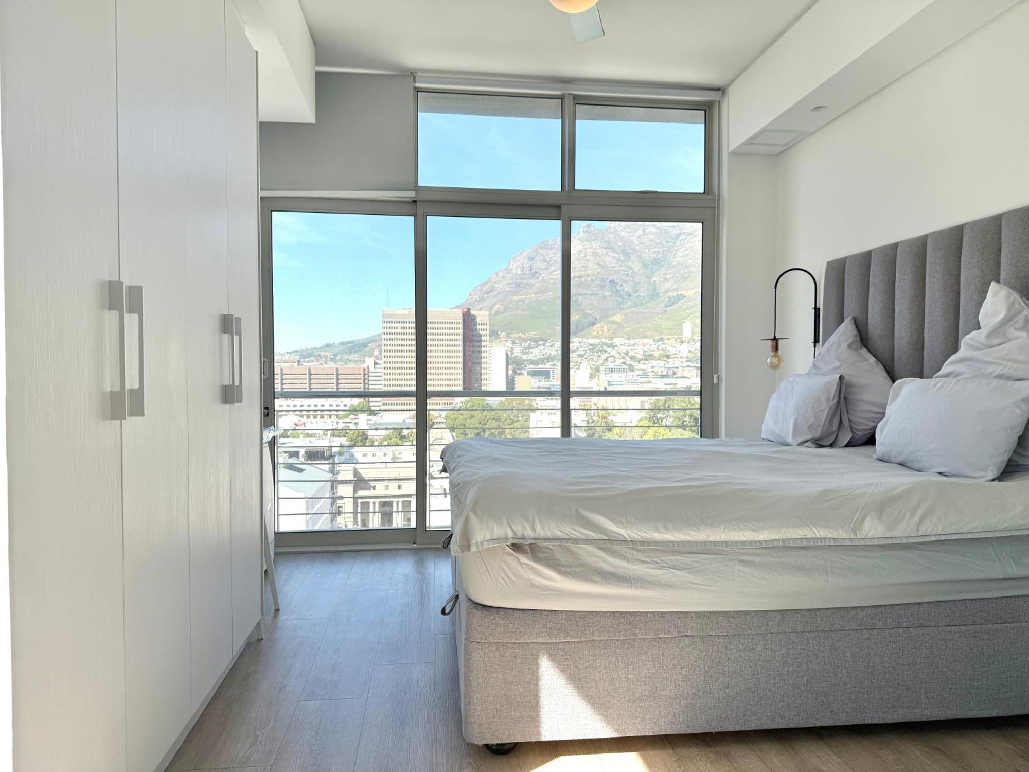 Apartamento Corner Unit In The Heart Of Cbd *